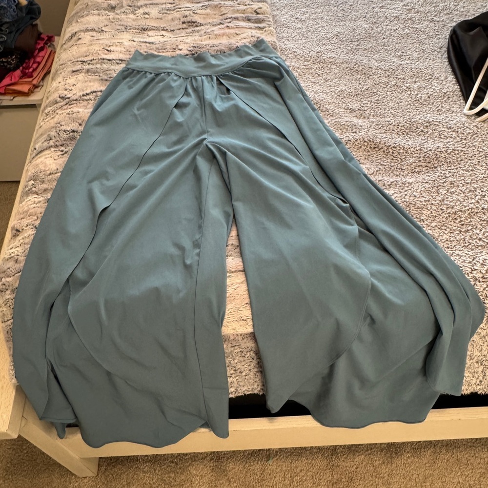HALARA Teal Pants